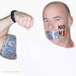 Supergallery: Centinaia di facce contro l'odio - Thumbnail