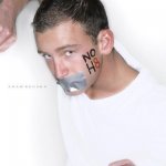Supergallery: Centinaia di facce contro l'odio - Thumbnail