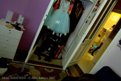 'Drag Addiction!', le regine della notte in mostra a Torino