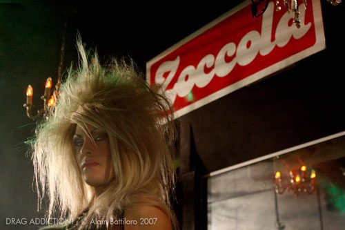 'Drag Addiction!', le regine della notte in mostra a Torino