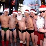 La corsa dei Babbi Natale in mutande - Thumbnail
