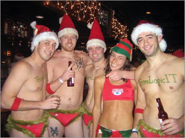 La corsa dei Babbi Natale in mutande