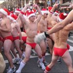 La corsa dei Babbi Natale in mutande - Thumbnail