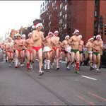 La corsa dei Babbi Natale in mutande - Thumbnail