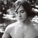 Kevin Zegers - Thumbnail