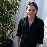 Kevin Zegers - Thumbnail