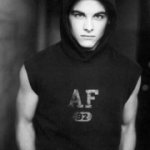 Kevin Zegers - Thumbnail