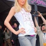 Paris Hilton sfila al Cosmoprof di Bologna - Thumbnail