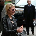Paris Hilton sfila al Cosmoprof di Bologna - Thumbnail