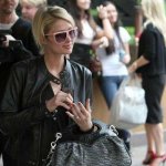 Paris Hilton sfila al Cosmoprof di Bologna - Thumbnail