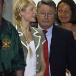 Paris Hilton libera - Thumbnail