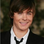 Zac Efron mette in mostra i muscoli - Thumbnail