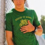 Zac Efron mette in mostra i muscoli - Thumbnail