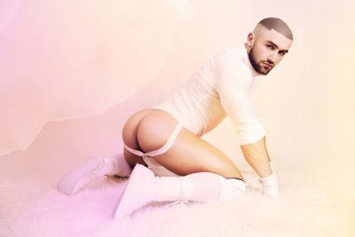 Fran&ccedil;ois Sagat evanescente