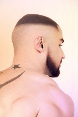 Fran&ccedil;ois Sagat evanescente