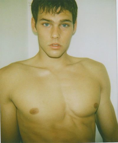 Holden Nowell, esempio di perfezione
