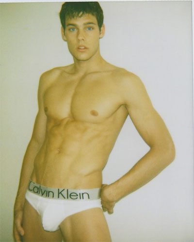 Holden Nowell, esempio di perfezione