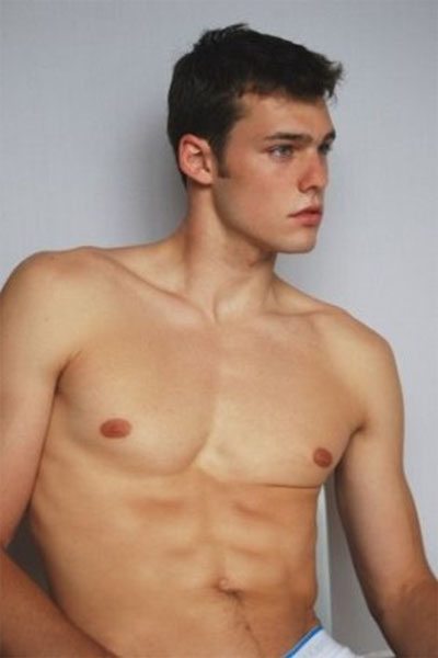 Holden Nowell, esempio di perfezione