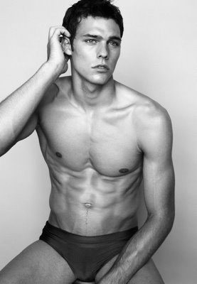 Holden Nowell, esempio di perfezione