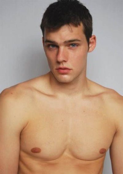 Holden Nowell, esempio di perfezione