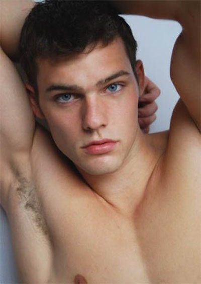 Holden Nowell, esempio di perfezione