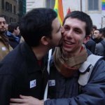Kiss2Pacs - Thumbnail