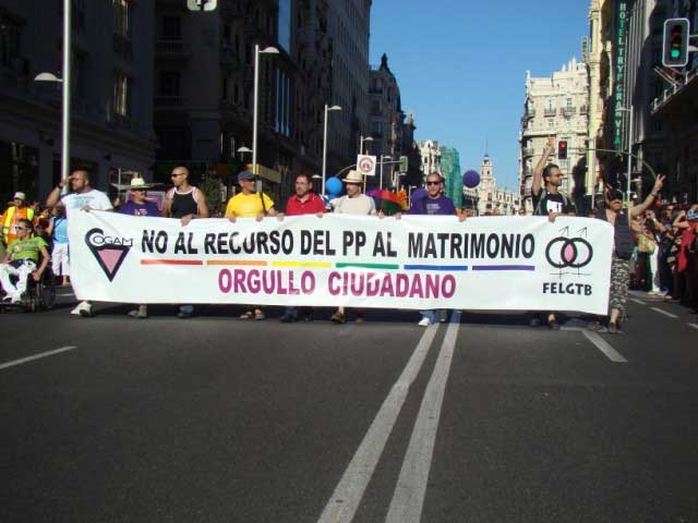 Pride Madrid 08 - Corteo