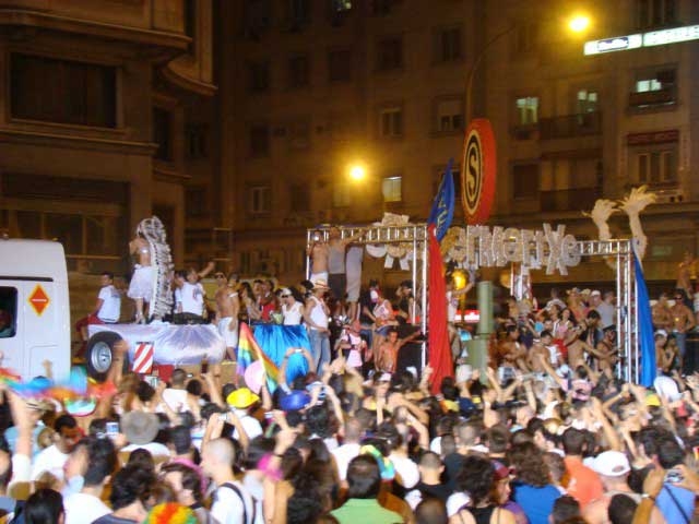 Pride Madrid 08 - Corteo