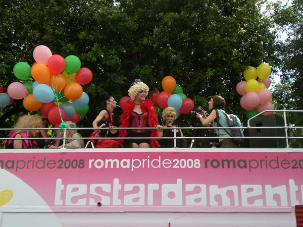 Roma Pride 2008 - I Carri