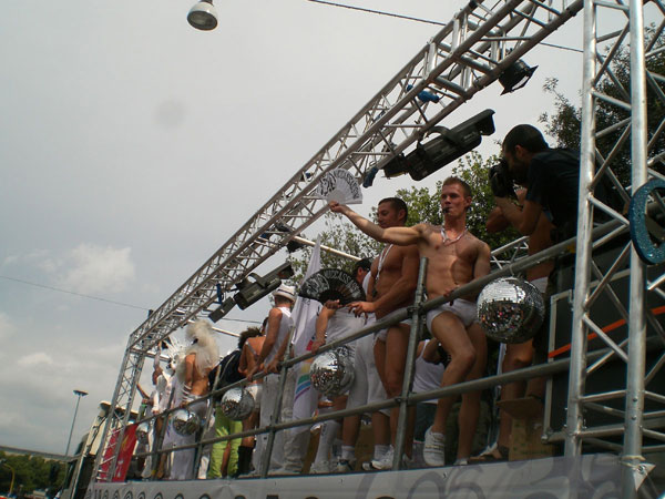 Roma Pride 2008 - I Carri