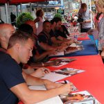 I pompieri di New York presentano il nuovo calendario a Times Square - Thumbnail