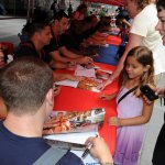I pompieri di New York presentano il nuovo calendario a Times Square - Thumbnail