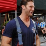 I pompieri di New York presentano il nuovo calendario a Times Square - Thumbnail