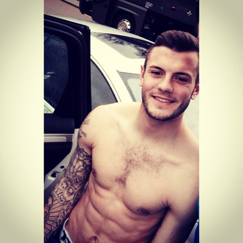 Jack Wilshere, il calciatore sempre mezzo nudo