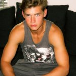 Jordan Ver Hoeve: twink, amante del football e promessa della moda - Thumbnail