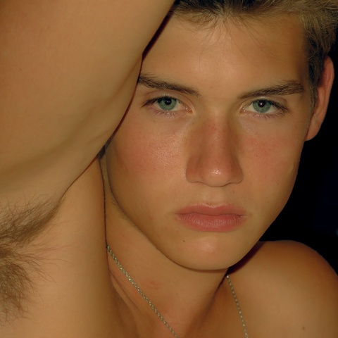 Jordan Ver Hoeve: twink, amante del football e promessa della moda