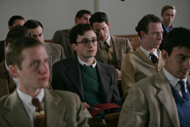 Giovani ribelli: Daniel Radcliffe diventa gay. Le immagini del film