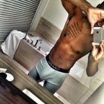 #Mycalvins: tutti in mutande per la campagna social di Calvin Klein - Thumbnail