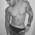 #Mycalvins: tutti in mutande per la campagna social di Calvin Klein - Thumbnail