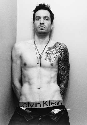 #Mycalvins: tutti in mutande per la campagna social di Calvin Klein