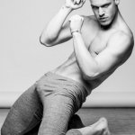 Jason Beitel: un corpo che &egrave; un'opera a cui i fotografi non resistono - Thumbnail