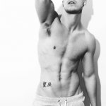 Jason Beitel: un corpo che &egrave; un'opera a cui i fotografi non resistono - Thumbnail