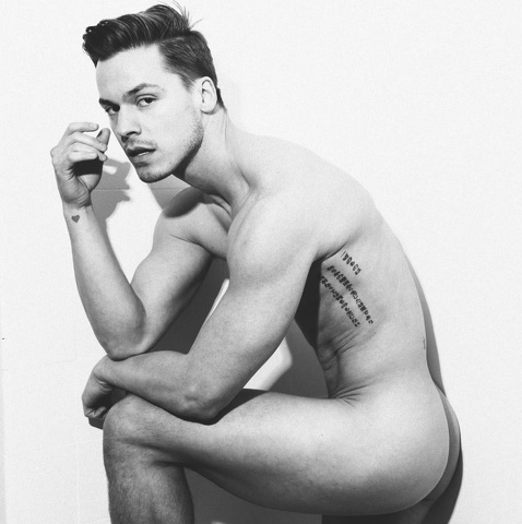 Jason Beitel: un corpo che &egrave; un'opera a cui i fotografi non resistono