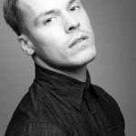 Jason Beitel: un corpo che &egrave; un'opera a cui i fotografi non resistono - Thumbnail
