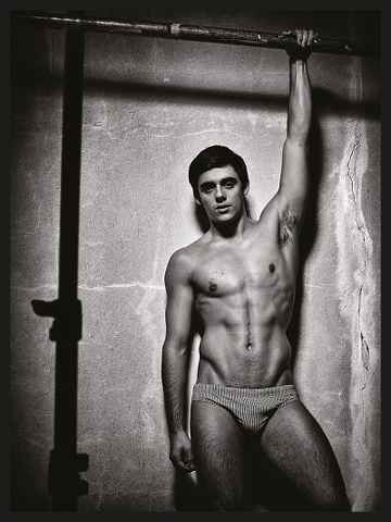 Il tuffatore Chris Mears ancora in mutande