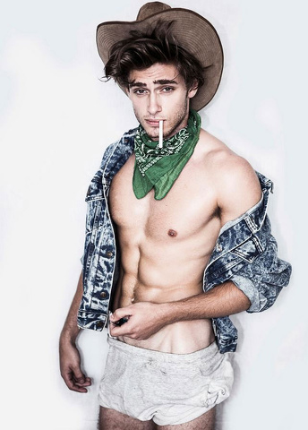 I sexy cowboys del fotografo Leonardo Corredor