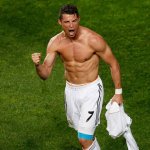 Cristiano Ronaldo segna e mostra un fisico da paura - Thumbnail