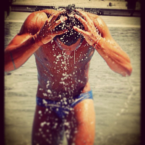 Tom Daley ha compiuto 19 anni: eccolo sexy, tenero e atletico