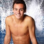 Tom Daley ha compiuto 19 anni: eccolo sexy, tenero e atletico - Thumbnail