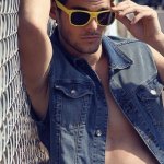Edwin Bermoser per FU Underwear: la pompa di benzina diventa esplosiva - Thumbnail
